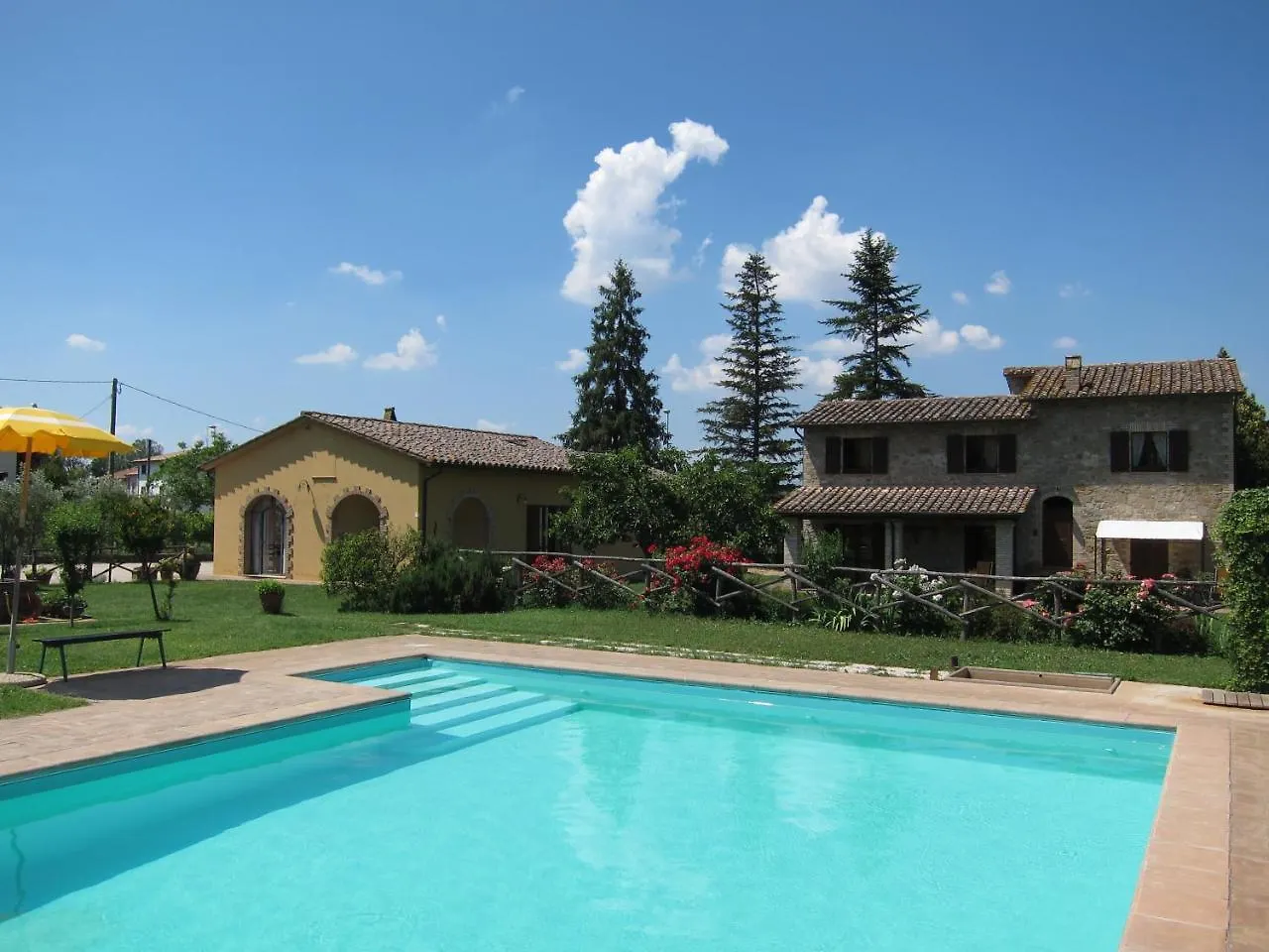 Bauernhof Agriturismo Residenza Il Girasole Bettona Italien
